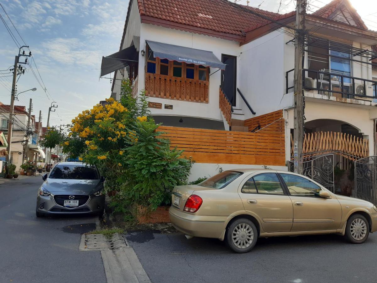 A & P House Lägenhet Bangkok Exteriör bild