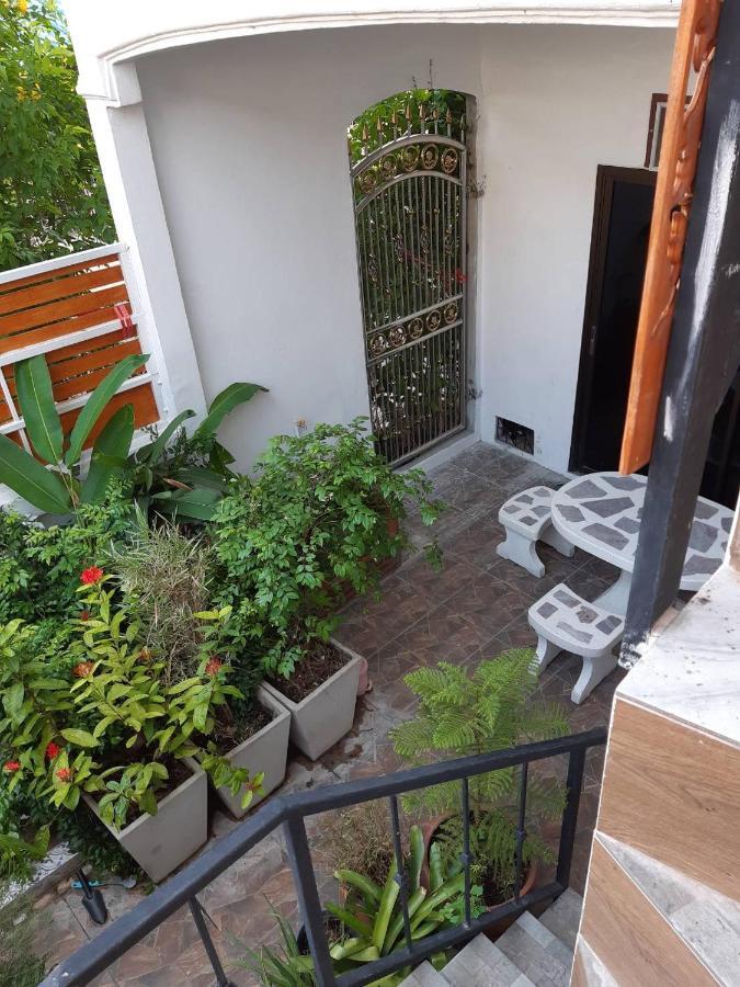 A & P House Lägenhet Bangkok Exteriör bild